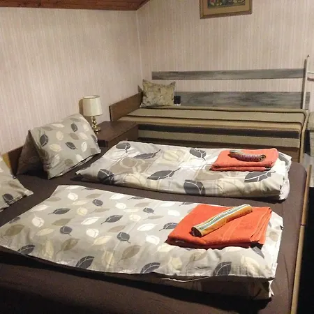 Pensjonat Abszolut Vendeghaz 2*