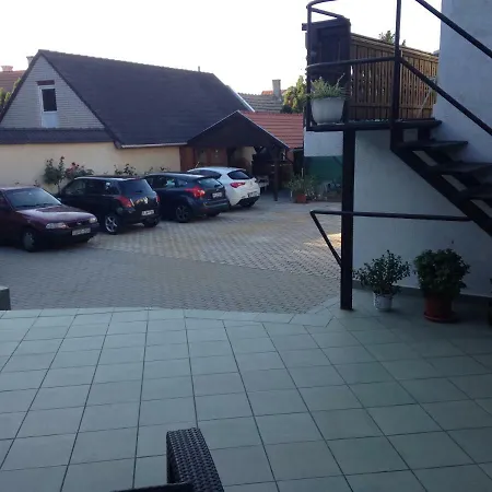 Abszolut Vendeghaz