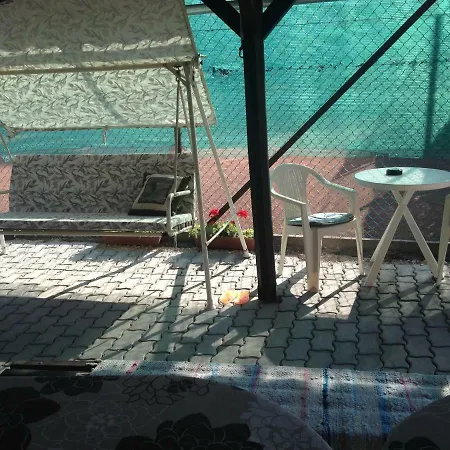 Πανσιόν Abszolut Vendeghaz