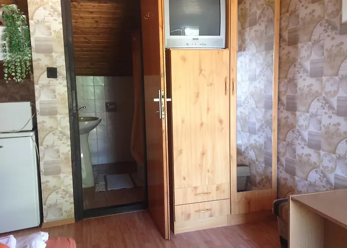 בית הארחה Abszolut Vendeghaz 2*