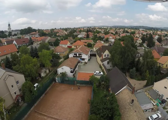 Abszolut Vendeghaz 2*