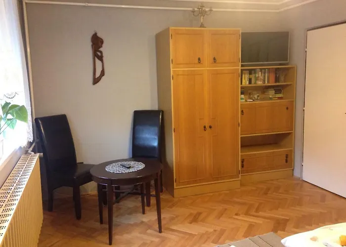 Abszolut Vendeghaz Gasthuis